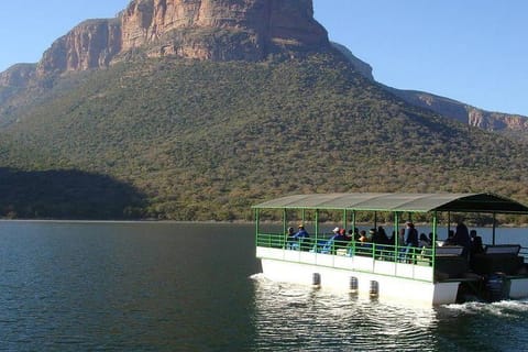 Private Boat Cruise 1